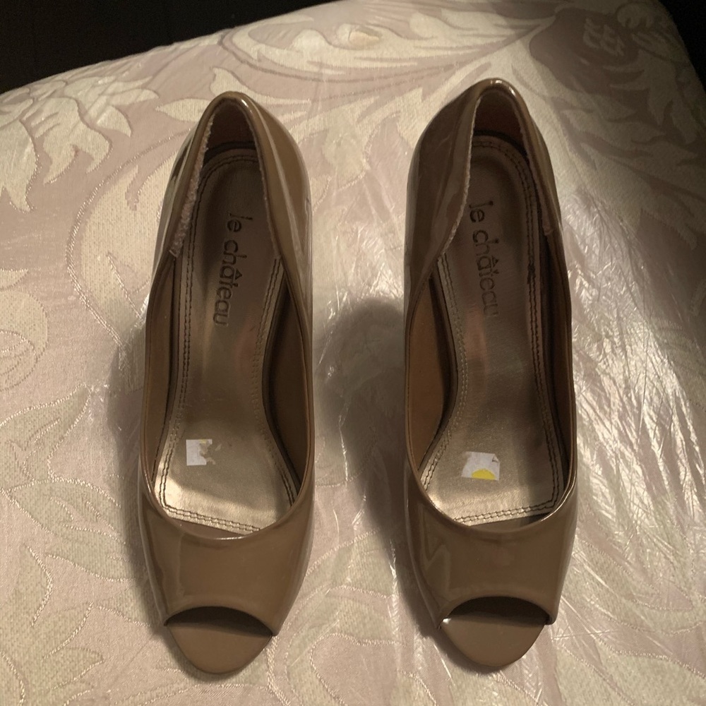 Le chateau heels